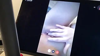 Prexy mature rendition cybersex with a fan at near the pandemic quarantine with Leyva Hot ctdx